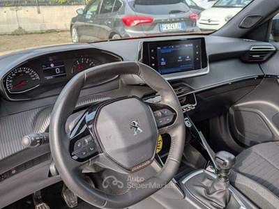 Peugeot 2008 1.2cc Active Pack 130cv CARPALY ANDROID AUTO Arancione usata Roma