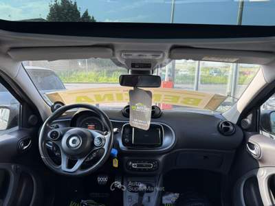 Smart ForFour Smart forfour 0.9 t Prime 90cv twinamic Nero usata Giugliano in Campania
