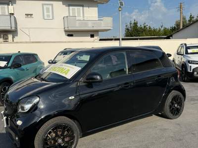 Smart ForFour Smart forfour 0.9 t Prime 90cv twinamic Nero usata Giugliano in Campania