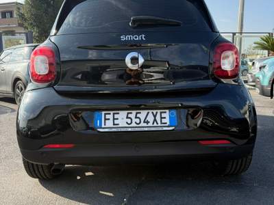 Smart ForFour Smart forfour 0.9 t Prime 90cv twinamic Nero usata Giugliano in Campania