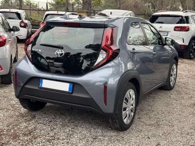 Toyota Aygo X 1.0cc 72cv BRAKE ASSIST TELECAM ANDROID/CARPLAY Grigio usata Roma