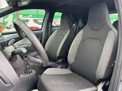 Toyota Aygo X 1.0cc 72cv BRAKE ASSIST TELECAM ANDROID/CARPLAY Grigio usata Roma