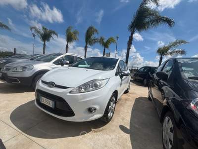 Ford Fiesta Ikon 1.4 TDCi 70CV 5 porte Bianco usata San Michele Salentino