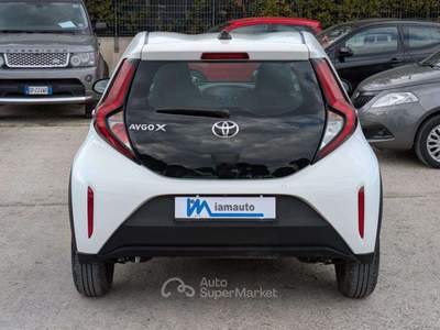 Toyota Aygo X Active 1.0cc 72cv AUTOMATICA IOS/ANDROID CRUISE Bianco usata Roma