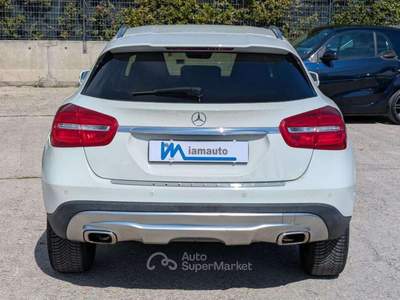 Mercedes-Benz GLA 1.6cc 156cv NAVIGATORE CAMERA POST. INT. PELLE Bianco usata Roma