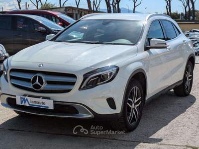 Mercedes-Benz GLA 1.6cc 156cv NAVIGATORE CAMERA POST. INT. PELLE Bianco usata Roma