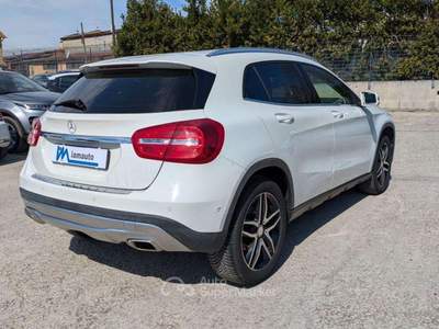 Mercedes-Benz GLA 1.6cc 156cv NAVIGATORE CAMERA POST. INT. PELLE Bianco usata Roma