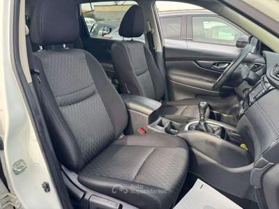 Nissan X-Trail 7 POSTI 1.6 DIG-T 2WD Tekna 163cv Bianco usata Roma