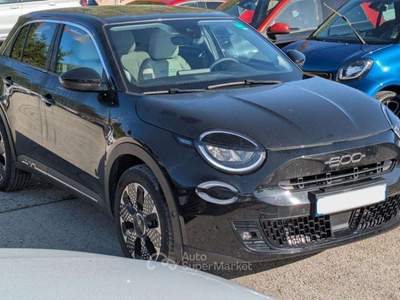 Fiat 600 HYBRID LA PRIMA DCT6 1.2cc 100cv SAFETYPACK Bianco usata Roma