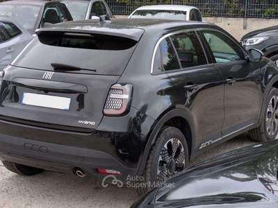 Fiat 600 HYBRID LA PRIMA DCT6 1.2cc 100cv SAFETYPACK Bianco usata Roma