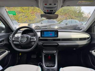 Fiat 600 HYBRID LA PRIMA DCT6 1.2cc 100cv 360° CAMERA Bianco usata Roma