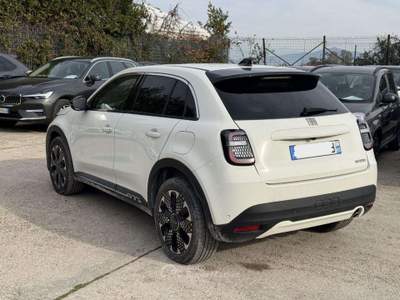 Fiat 600 HYBRID LA PRIMA DCT6 1.2cc 100cv 360° CAMERA Bianco usata Roma