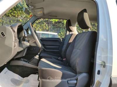 Suzuki Jimny 1.3vvt Evolution 4WD JX, BLUETOOTH,USB,AUX Bianco usata Roma