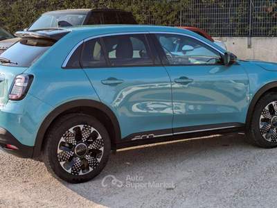 Fiat 600 LA PRIMA II 1.2cc 110cv FRENATA AUTOMATICA Blu/Azzurro usata Roma