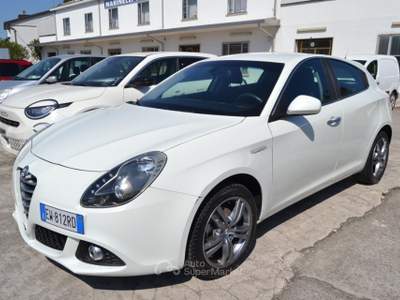 Alfa Romeo Giulietta 1.4 Turbo 120 CV GPL Distinctive X NEOPATENTATI Bianco usata COMACCHIO