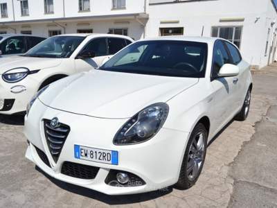 Alfa Romeo Giulietta 1.4 Turbo 120 CV GPL Distinctive X NEOPATENTATI Bianco usata COMACCHIO