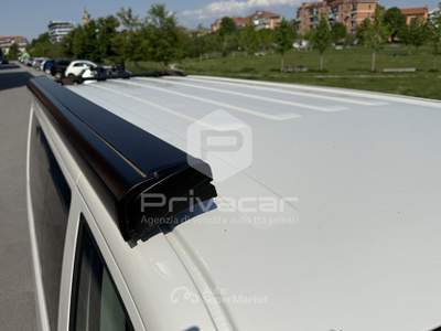 Volkswagen Multivan VOLKSWAGEN Multivan 2.0 TDI 140CV Comfortline Bianco usata Cuneo