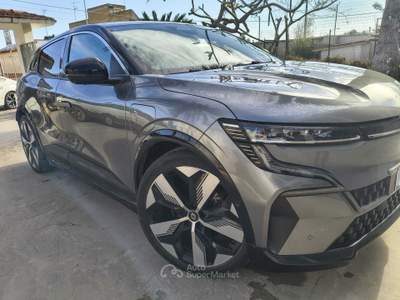 Renault Mégane Tenuta in garage, non fumatore, 2° proprietario, 2 chiavi Grigio usata Mazara Del Vallo