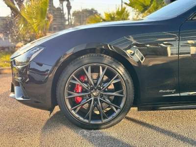 Maserati Ghibli MASERATI GHIBLI 3.0 diesel 250 cv , GRANSPORT NERISSIMO Nero usata pescara