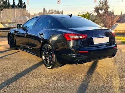 Maserati Ghibli MASERATI GHIBLI 3.0 diesel 250 cv , GRANSPORT NERISSIMO Nero usata pescara