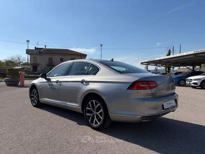 Volkswagen Passat VETTURA DEL MERCATO ITALIANO Grigio usata SANT'AGATA DE'  GOTI