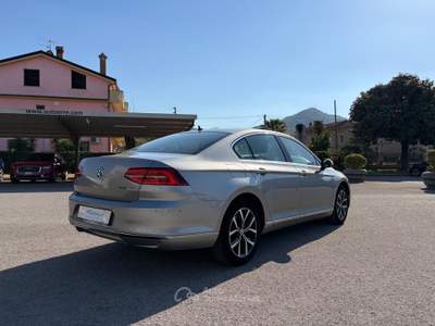 Volkswagen Passat VETTURA DEL MERCATO ITALIANO Grigio usata SANT'AGATA DE'  GOTI