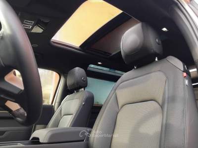 Land Rover Defender Defender 2023 90 3.0d  mhev X-Dynamic SE  200cv Verde usata Chivasso