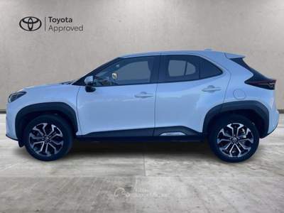 Toyota Yaris Cross 1.5 Hybrid 5p. E-CVT AWD-i Trend Bianco usata Caresanablot