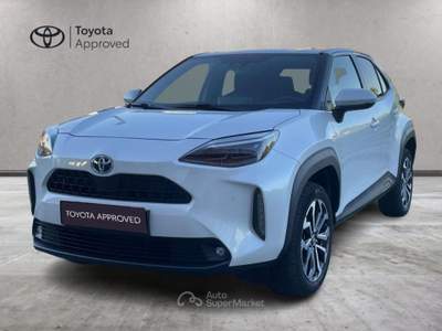 Toyota Yaris Cross 1.5 Hybrid 5p. E-CVT AWD-i Trend Bianco usata Caresanablot