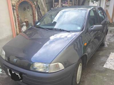 Fiat Punto tenuta sempre in garage, non fumatore Grigio usata MESSINA