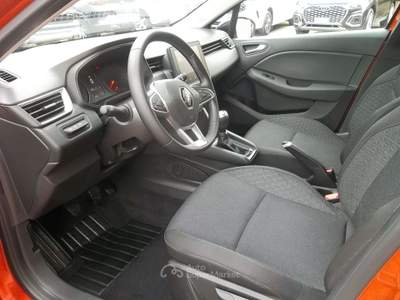 Renault Clio PREZZOVERO1.0 sce Intens 65cv my21 Arancione usata Rogno