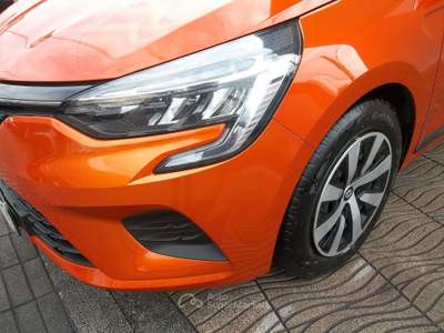 Renault Clio PREZZOVERO1.0 sce Intens 65cv my21 Arancione usata Rogno