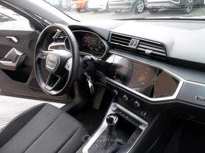 Audi Q3 PREZZOVERO2.0 tdi Business Advanced s-tronic Blu/Azzurro usata Rogno