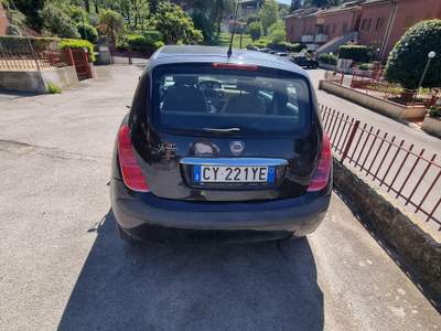 Lancia Ypsilon Lancia y 1.2 16v del 2005 a benzina-gpl 3 porte 5 posti usata SIENA
