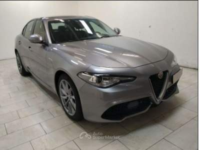 Alfa Romeo Giulia 2.2 Turbodiesel 210 CV AT8 AWD Q4 VELOCE Grigio usata Fossano