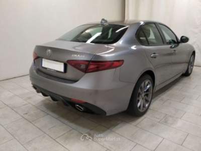 Alfa Romeo Giulia 2.2 Turbodiesel 210 CV AT8 AWD Q4 VELOCE Grigio usata Fossano