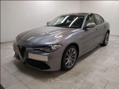 Alfa Romeo Giulia 2.2 Turbodiesel 210 CV AT8 AWD Q4 VELOCE Grigio usata Fossano