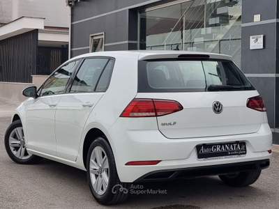 Volkswagen Golf 1.6 TDI 115CV 5p. Trendline B.Motion Technology Bianco usata Trentola Ducenta