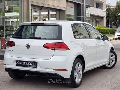 Volkswagen Golf 1.6 TDI 115CV 5p. Trendline B.Motion Technology Bianco usata Trentola Ducenta