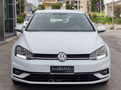 Volkswagen Golf 1.6 TDI 115CV 5p. Trendline B.Motion Technology Bianco usata Trentola Ducenta