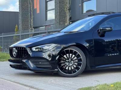 Mercedes-Benz CLA 200 AMG Panorama Ambient Lights Night Nero usata Alghero