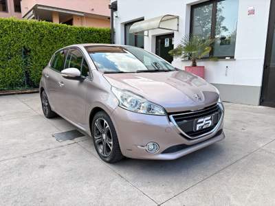 Peugeot 208 208 1.2 82cv Allure - Uniproprietario Argento usata Seregno