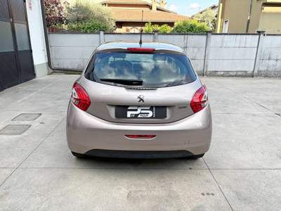 Peugeot 208 208 1.2 82cv Allure - Uniproprietario Argento usata Seregno