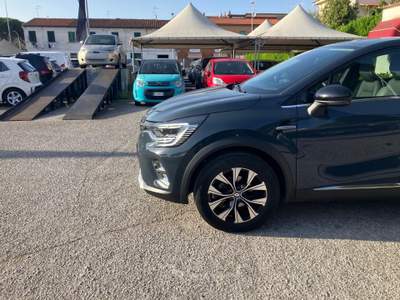 Renault Captur 1.0 90cv Techno Grigio usata LIVORNO