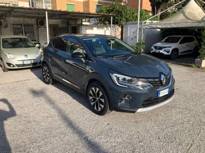 Renault Captur 1.0 90cv Techno Grigio usata LIVORNO