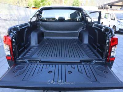 Mitsubishi L200 L200 2.3 Double-Cab Gancio traino Nero usata Varna