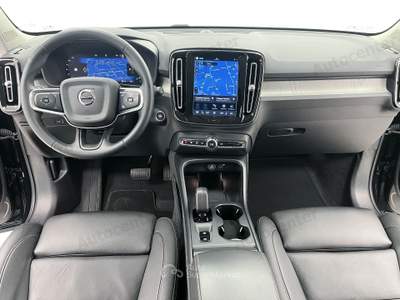 Volvo XC40 B3 163CV AUT CORE + PELLE + 19" Nero usata Bassano del Grappa