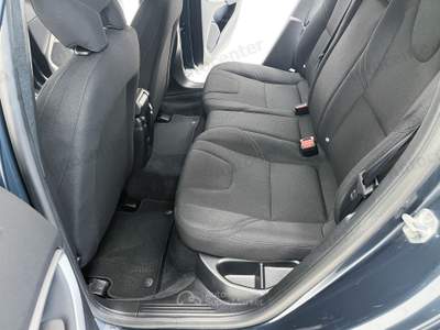 Volvo V40 T2 BZ 122 CV MANUALE Blu/Azzurro usata Bassano del Grappa