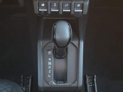 Suzuki Jimny Jimny 1.5 AT GLX 5 PORTE Argento usata Pistoia