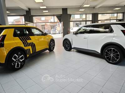 Renault 5 E-Tech Electric 40 KWH techno 120 cv urban range A PARTIRE DA €  20.900 DETAX usata Giaveno